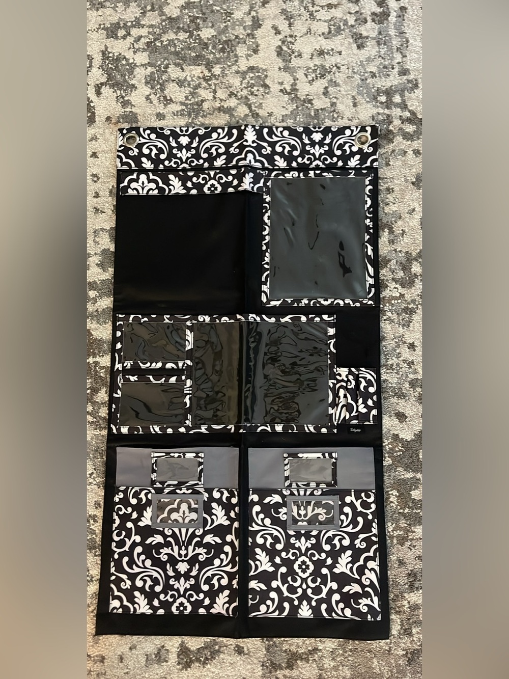 31 new Black & White Damask Hanging Organizer